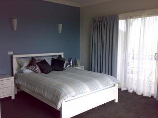 Swan Lake Guest House - Ventnor - 8