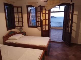 Platy gialos, amazing view - Panormos Kalymnos - 7