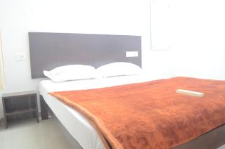 Blackroots Serviced Apartments - Coimbatore - 5