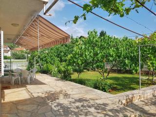 Apartmani Mlinar - Gornji Karin - 4
