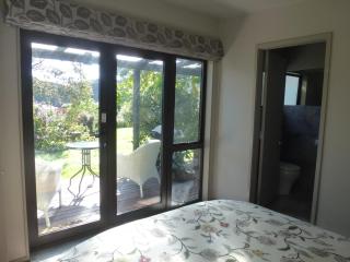 Idyllic Country Garden - Manakau - 8