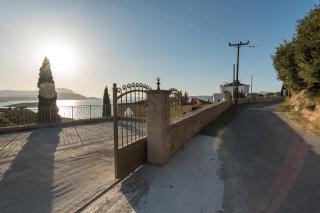 Hectoras Villa in Plaka BY APOKORONAS-VILLAS - Plaka - 9