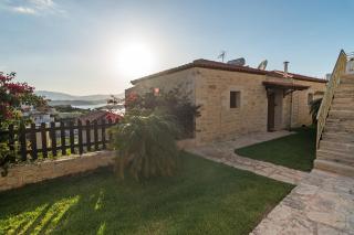 Hectoras Villa in Plaka BY APOKORONAS-VILLAS - Plaka - 5