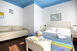 Hotel Fra I Pini - Rimini - 2