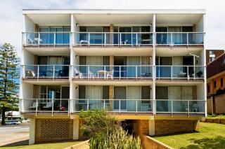 Ocean Court 8 13 Lord Street - Port Macquarie - 3