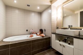 Commonage Villas by Staysouth - Queenstown - 1