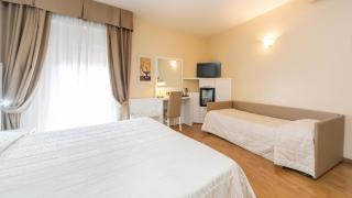 Hotel University - Bolonia - 9