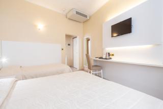 Hotel University - Bolonia - 7