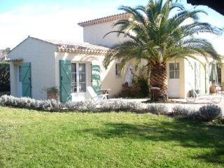 Gite de l'Amandari - classé 3 etoiles Prefecture - piscine chauffée privative, terrasses et jardin, 5 minutes à pied du village - Le Plan-de-la-Tour - 6