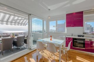Fucshia dreams, brand new penthouse for 8 - 8