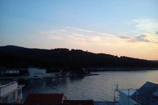 Big apartment Povlja-20 meters from sea - 2