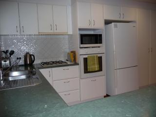 Shepp Central Apartment - Shepparton - 6