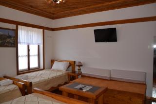 Hotel Bebej Tradicional - Gjirokastër - 3