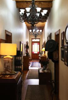 Centre-Ville Guest House - 7