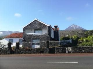 Alojamentos A Buraca - São Roque do Pico - 0
