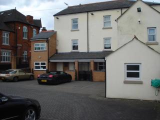 Earle House Serviced Apartments - Crewe - 8