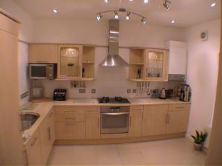 Earle House Serviced Apartments - Crewe - 4