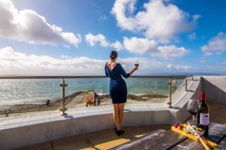 Galway Bay Sea View Apartments - Galway - 1