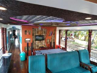 Vaishnav Tours - Alappuzha - 7