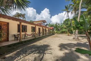 Yucca Beachfront Hotel - Puerto Viejo - 0