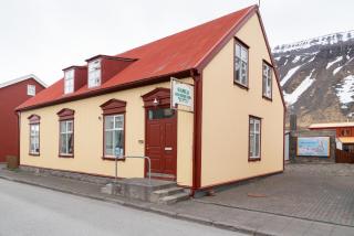 Guesthouse Gamla - Ísafjörður - 0
