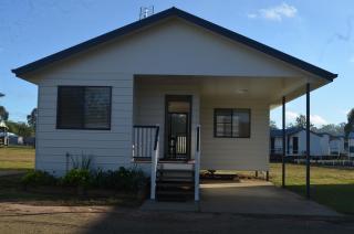 Wondai Accommodation Units And Villas - 1
