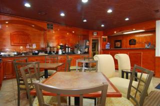 Americas Best Value Inn Kingsville - 7
