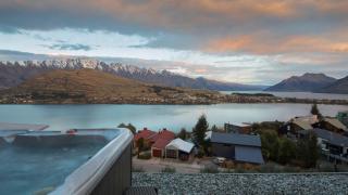 Mountain & Lake Views - Queenstown - 2