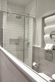 The Grafton Arms Pub & Rooms - London - 1