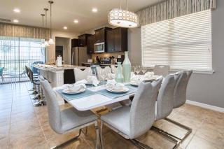 Modern Spacious Villa With No Rear Neighbors-3715 - Kissimmee - 1