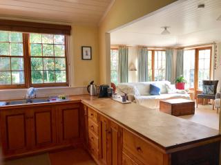 Robin Hoods Well Farm Stay - Sassafras - 4