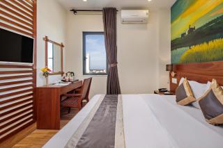AncyrA Capsule Hotel - Backpackers Paradise & Rooftop Bar - Danang - 1