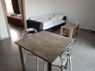 House Okto - 3