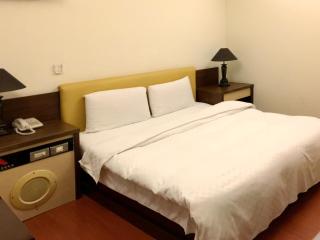 Zaw Jung Business Hotel - 9