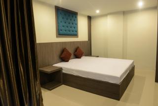 DB Plus 3 - Bangkok - 1