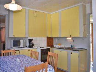3 Bedroom Beautiful Home In Löttorp - Löttorp - 9