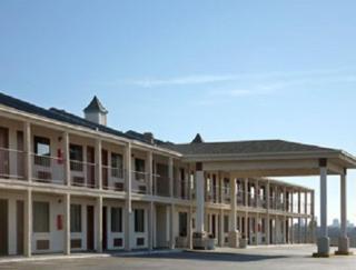 Park Hill Inn and Suites - Oklahoma City - 9