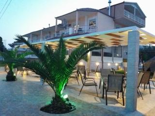 Pension Delfini - Asprovalta - 2