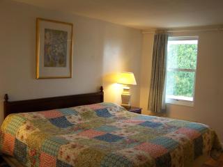 Golden Knight Inn and Suites - 5