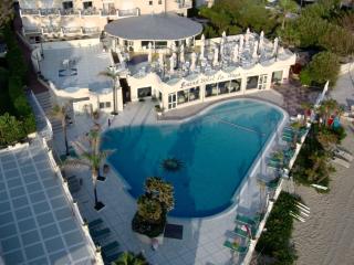 Hotel La Playa - 4