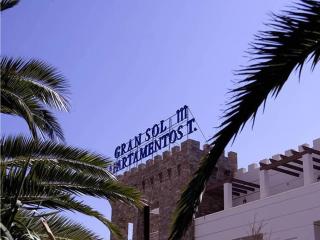 Apartamentos Turísticos Gran Sol - Zahara de los Atunes - 3