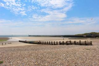 Coast house, Norfolk road,Littlehampton, Free parking driveway - 2