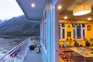 Zostel Chitkul - 1