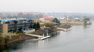 Clover Island Inn - 2