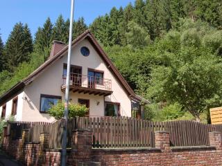 Holiday home with garden in Hellenthal Eifel - Hellenthal - 5