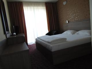 Hotel Holiday - 5