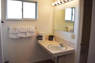 JR Inn - Soda Springs - 7