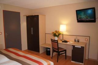 Hotel Lacotel - Avenches - 1