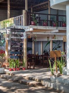 Gili Turtle Beach Resort - Gili Trawangan - 5