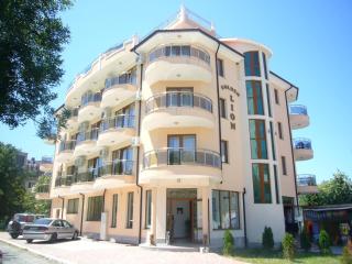 Family Hotel Golden Lion - Primorsko - 9